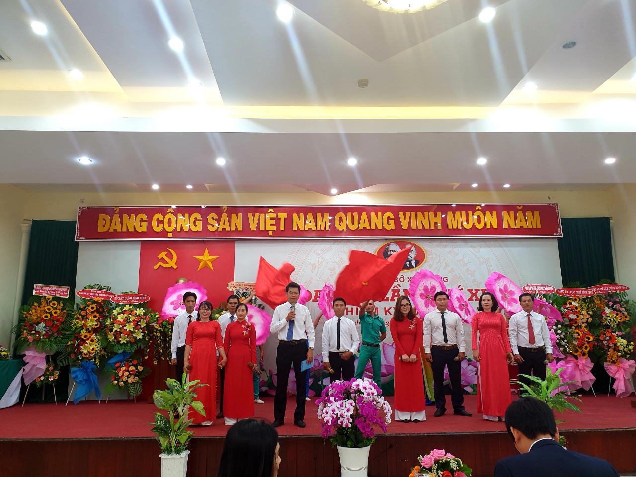 Chương trình văn nghệ chào mừng Đại hội
