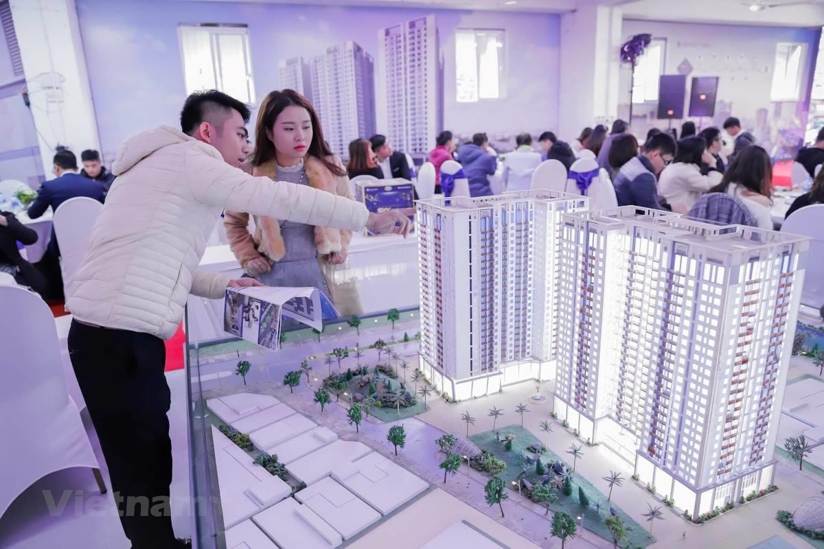 Quyết định thành lập Tổ kiểm tra điều kiện kinh doanh dịch vụ của các sàn giao dịch bất động sản trên địa bàn tỉnh