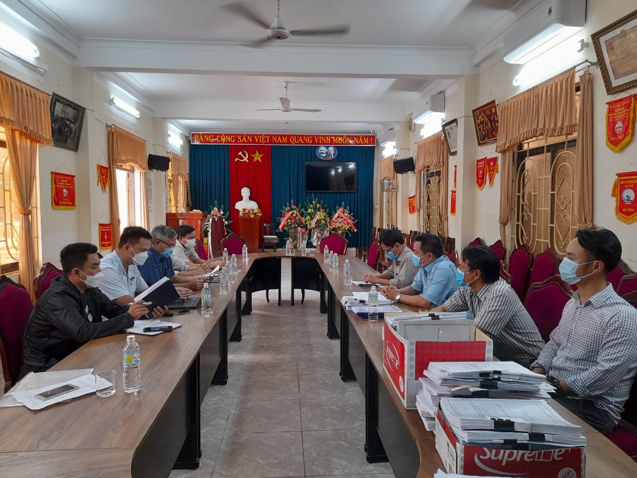 Hình công bố