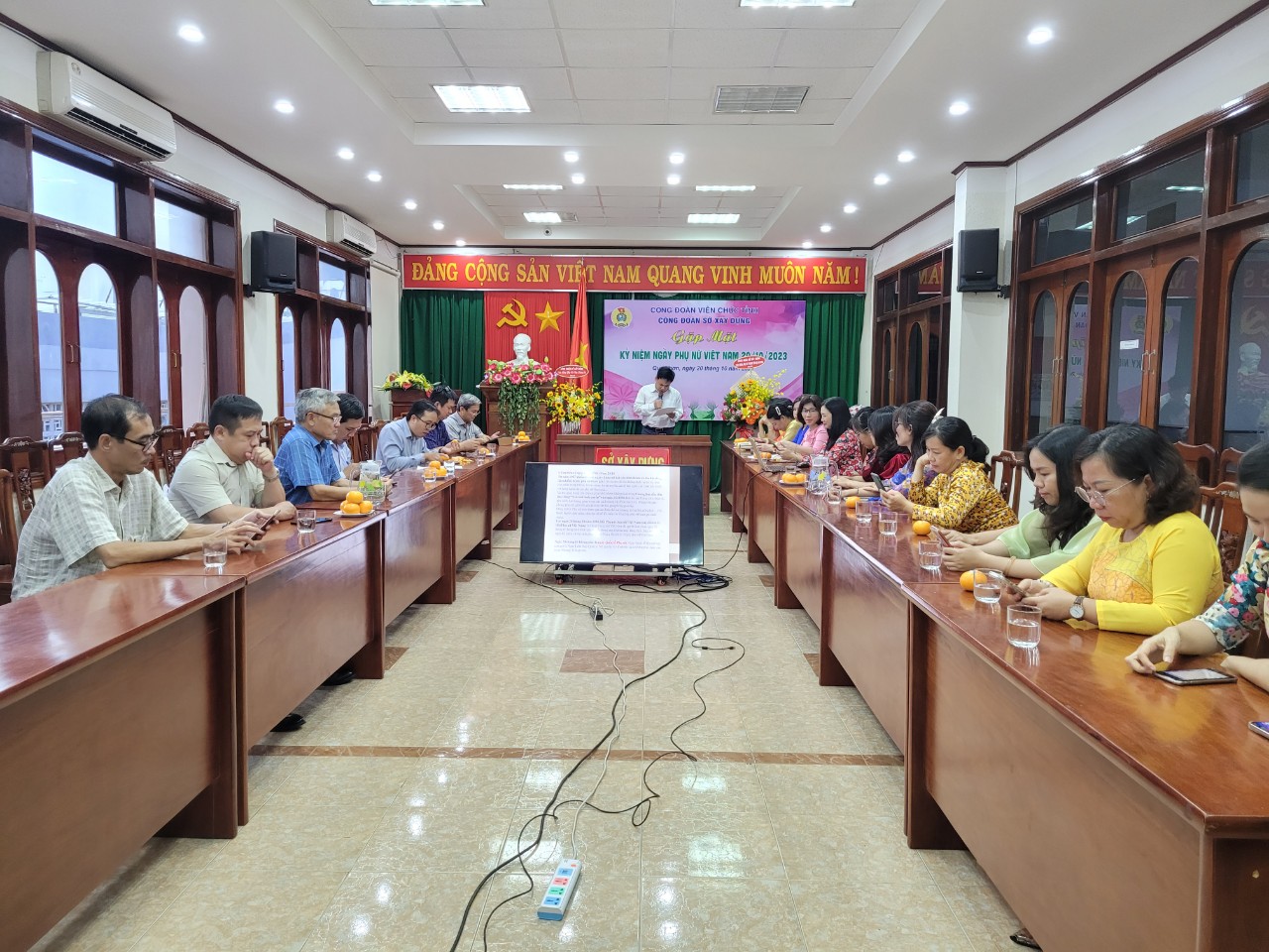 Quang cảnh buổi gặp mặt
