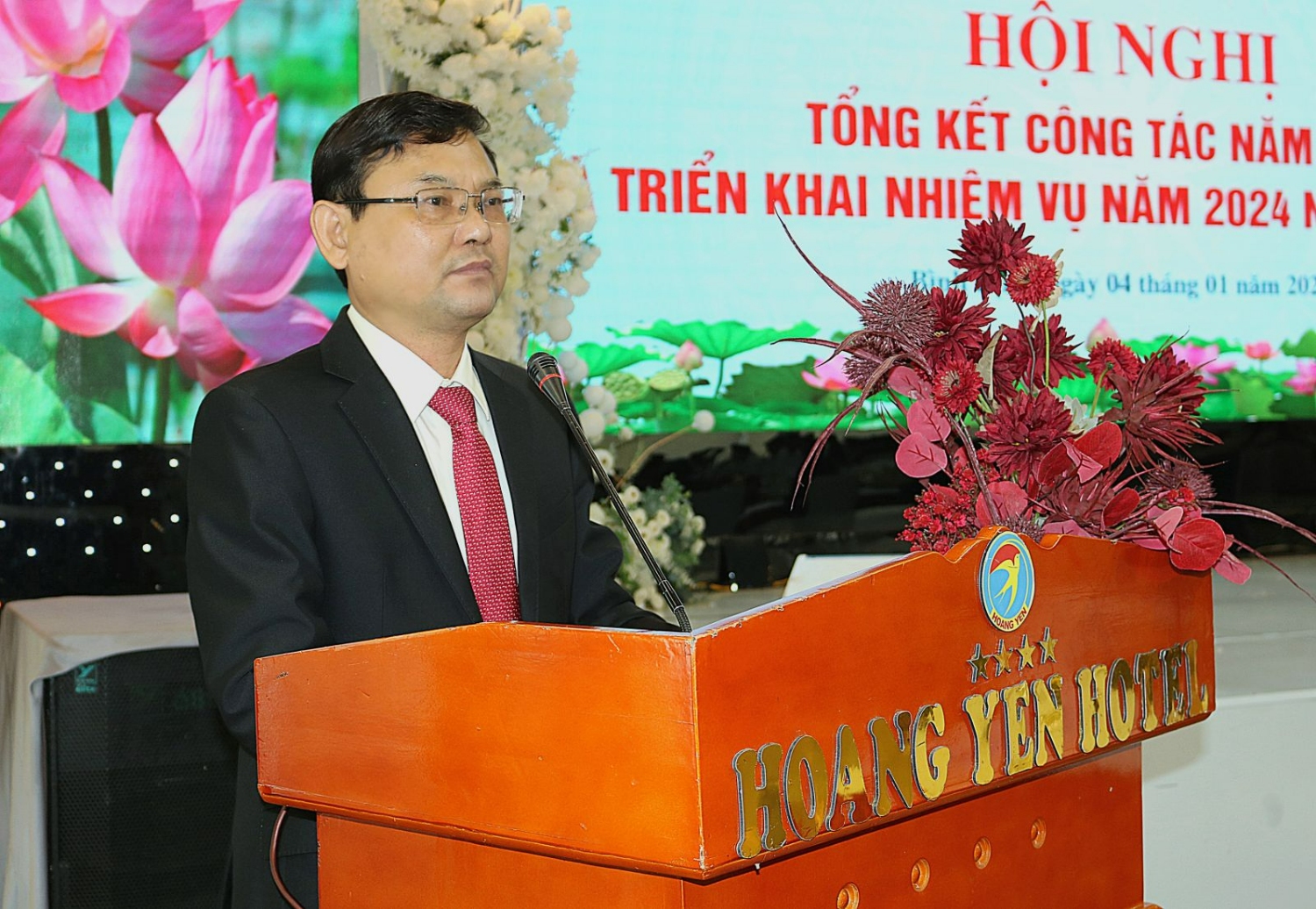 1 nganh Xay dungPhó Chủ tịch UBND tỉnh Nguyễn Tự Công Hoàng phát biểu chỉ đạo hội nghị.