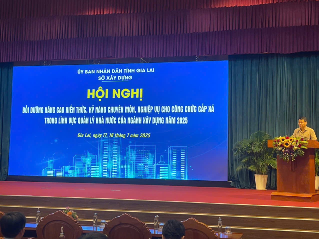 Đ/c Hà Anh Thái - Phó Giám đốc Sở, phát biểu khai mạc tại điểm cầu Quy Nhơn